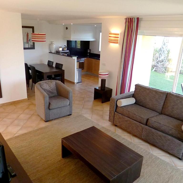 Golf Retreat in Mazamet with Pool - Maison de Vacances 2 Chambres - 11