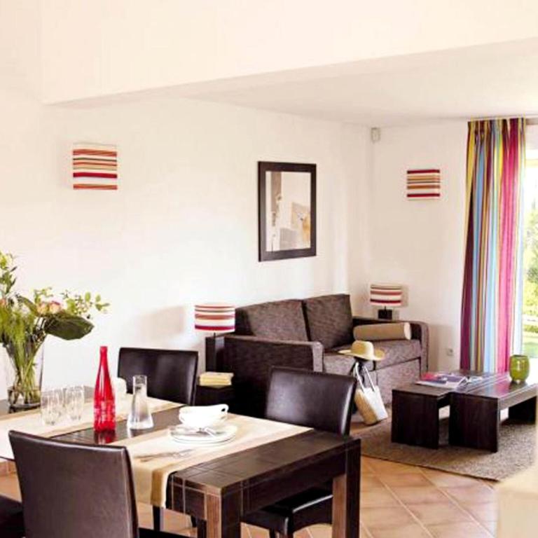 Golf Retreat in Mazamet with Pool - Maison de Vacances 2 Chambres - 12