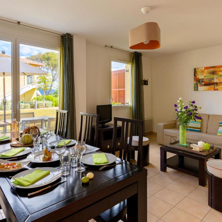 Duplex Cabin Apartment for 8 in Var - Apartamento de 2 dormitorios - 8