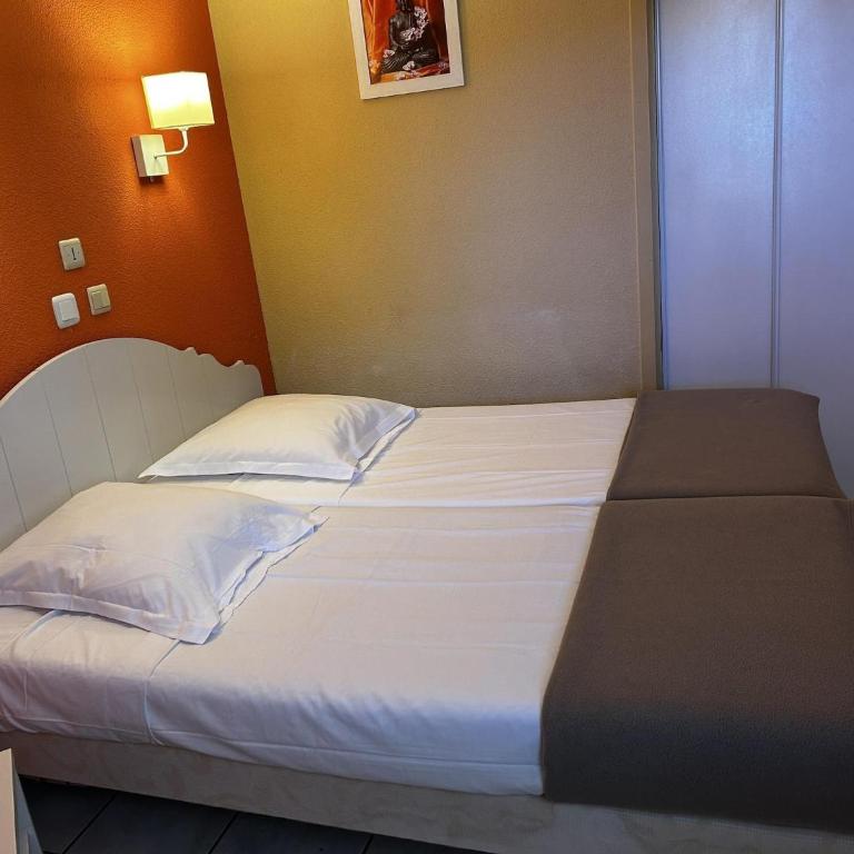 Elegant Catalan Coast Duplex for 6 - Casa Vacanze con 2 Camere da Letto - 9