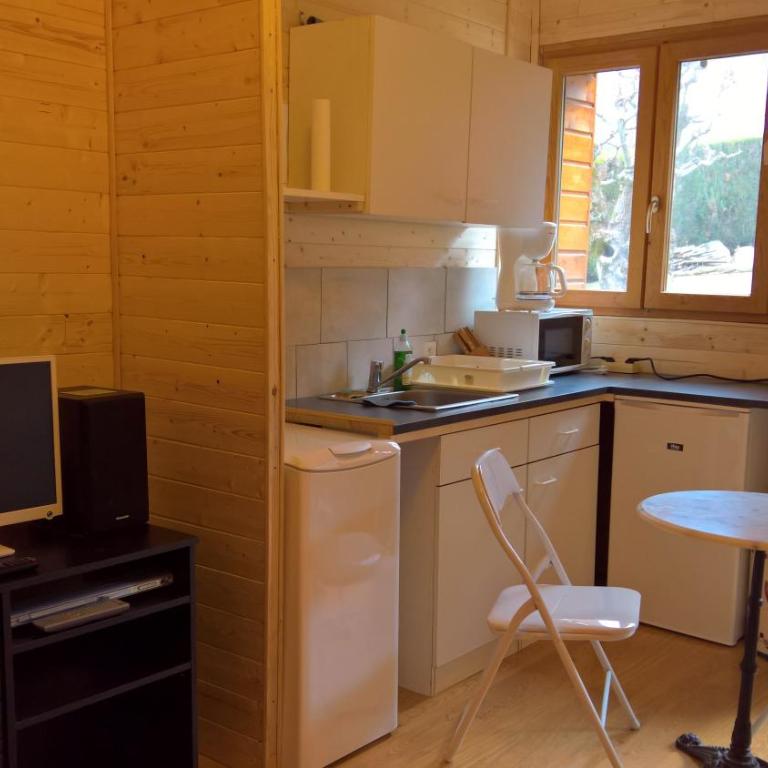 Gîtes Le Panorama - Studio - Vue sur Montagne - 6
