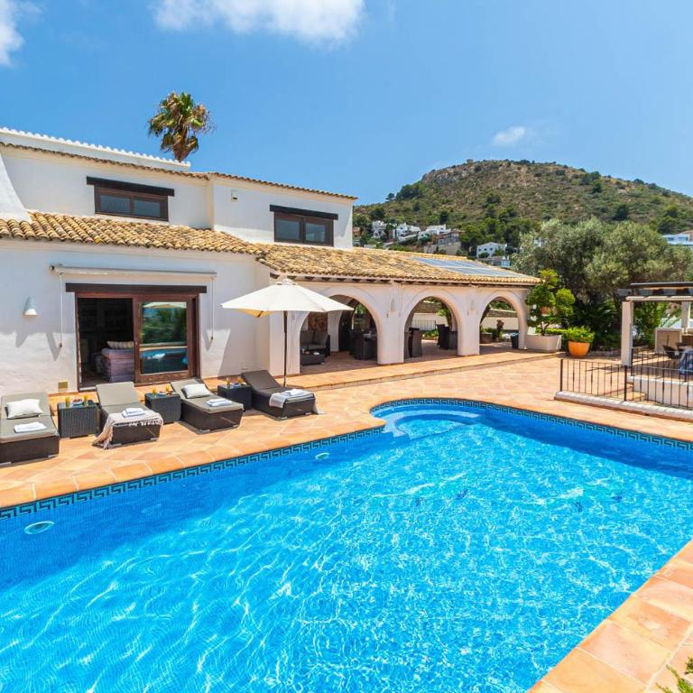 Villa Alessia by Abahana Villas - Villa with Private Pool - 2