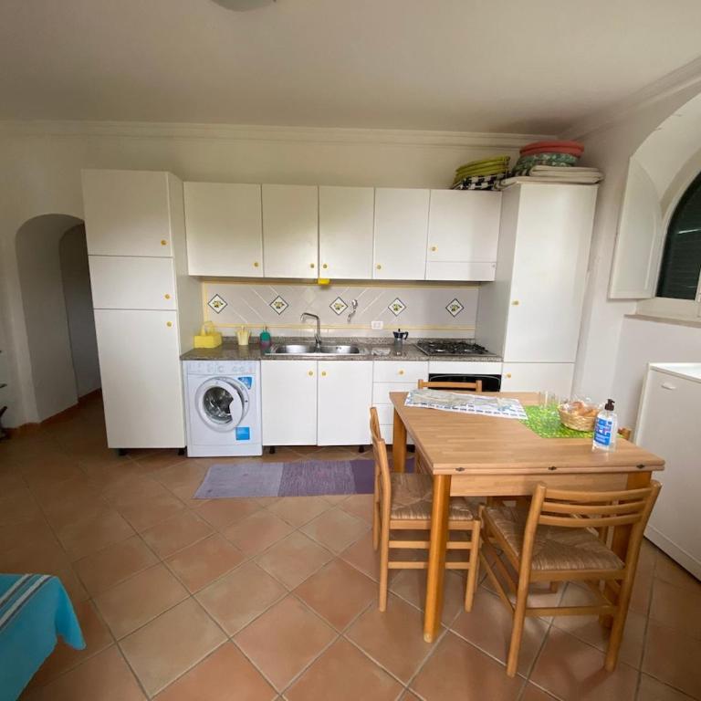 LA CICALA solo a piedi 20 minuti dalla PIAZZETTA - Appartamento con 1 Camera da Letto - 32