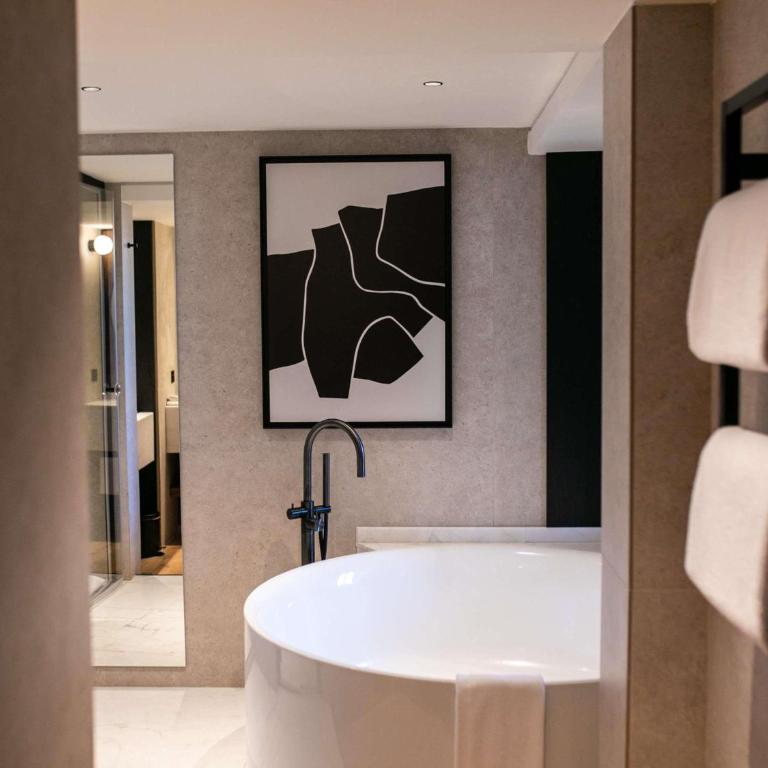Grand Hôtel La Cloche Dijon - MGallery Collection - Suite Appartement Duplex - 4