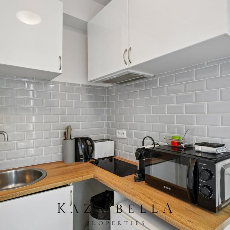 KAZA BELLA - Canal Saint Martin Pieds dans l'eau 1 - Appartement - 5