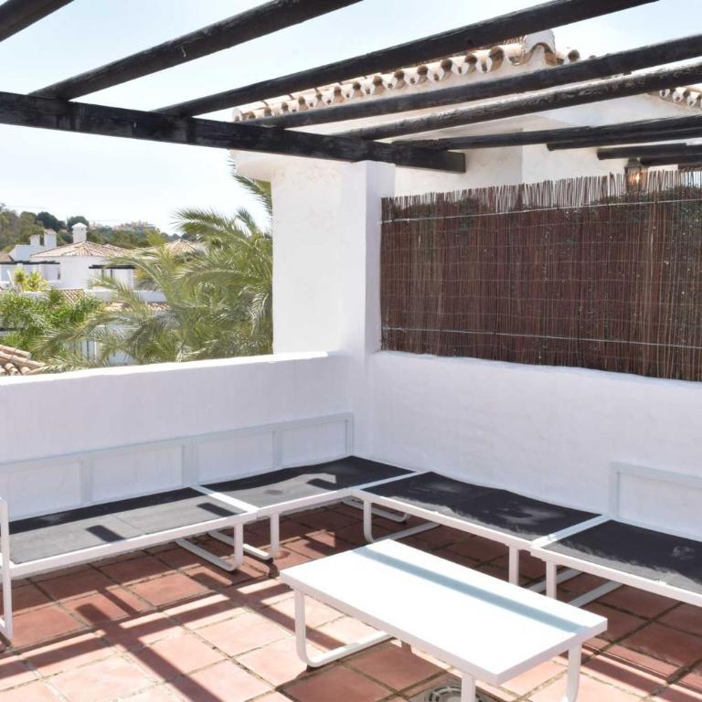 SERINAMAR- Los Naranjos de Marbella - Apartment with View and Balcony - 3