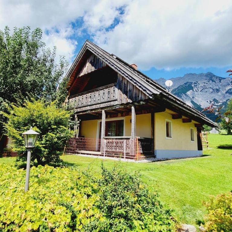 Stodertraum 3 "Löwenzahn" by Alpenidyll Apartments - Casa Vacanze - 1