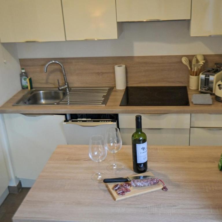 Xena - Studio with terrace Aspretto - by Tgb - Appartement - 11