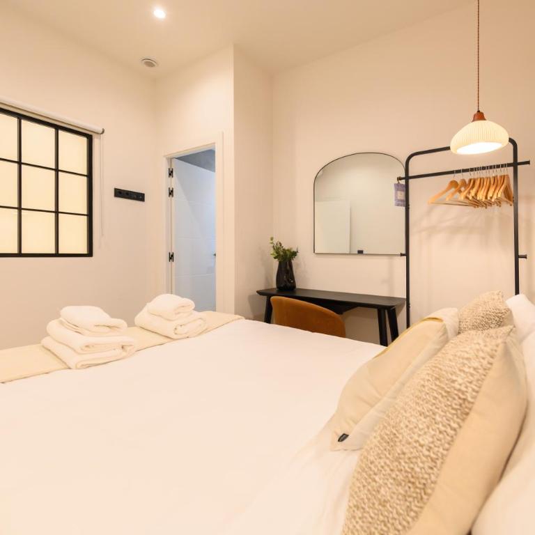 AGU230 - Piso de 4 dormitorios y 4 baños en el Centro de Madrid - Apartamento de 3 dormitorios - 49