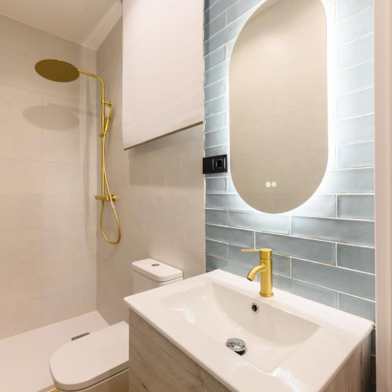 AGU230 - Piso de 4 dormitorios y 4 baños en el Centro de Madrid - Apartamento de 3 dormitorios - 56