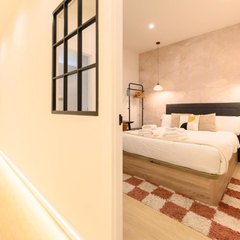AGU230 - Piso de 4 dormitorios y 4 baños en el Centro de Madrid - Apartamento de 3 dormitorios - 48