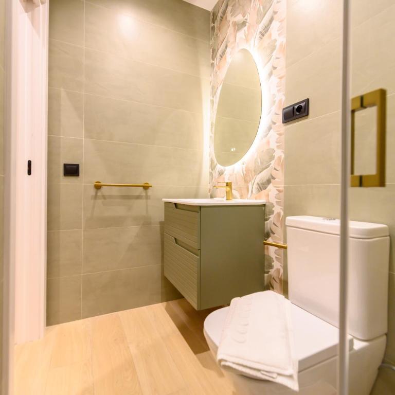 AGU230 - Piso de 4 dormitorios y 4 baños en el Centro de Madrid - Apartamento de 3 dormitorios - 46