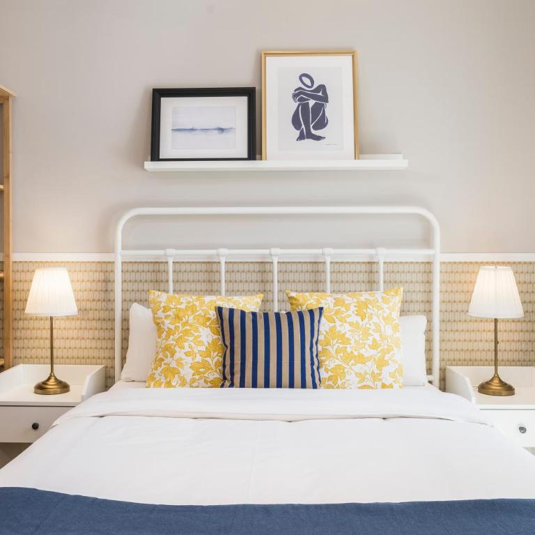 Edmond Vibes Ventas - Standard Studio - 3