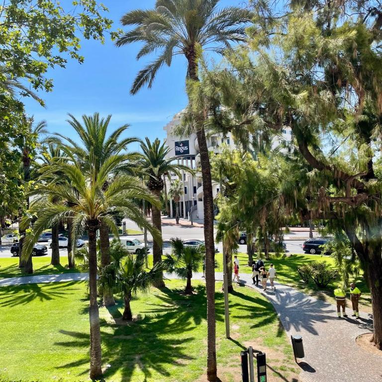 Apartment Alicante M&A - Two-Bedroom Apartment with Harbor View - 6