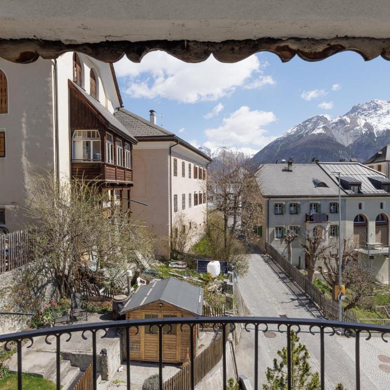 Chasa Uina 4,5 Dachwohnung - Apartment mit Aussicht und Balkon - 17