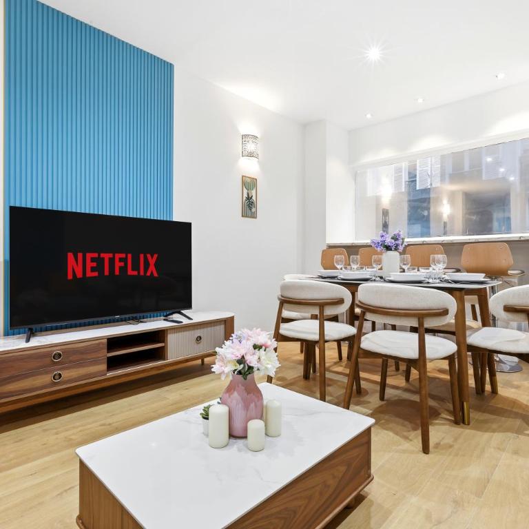 Spacious 4BR Paris Charm in Paris 8 with Netflix - Appartement 4 Chambres - 1