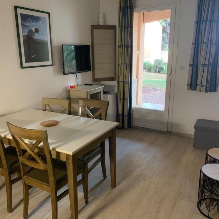 Vacation Studio with Pool, Tennis, Pétanque & Parking - Apartamento de 2 dormitorios - 5