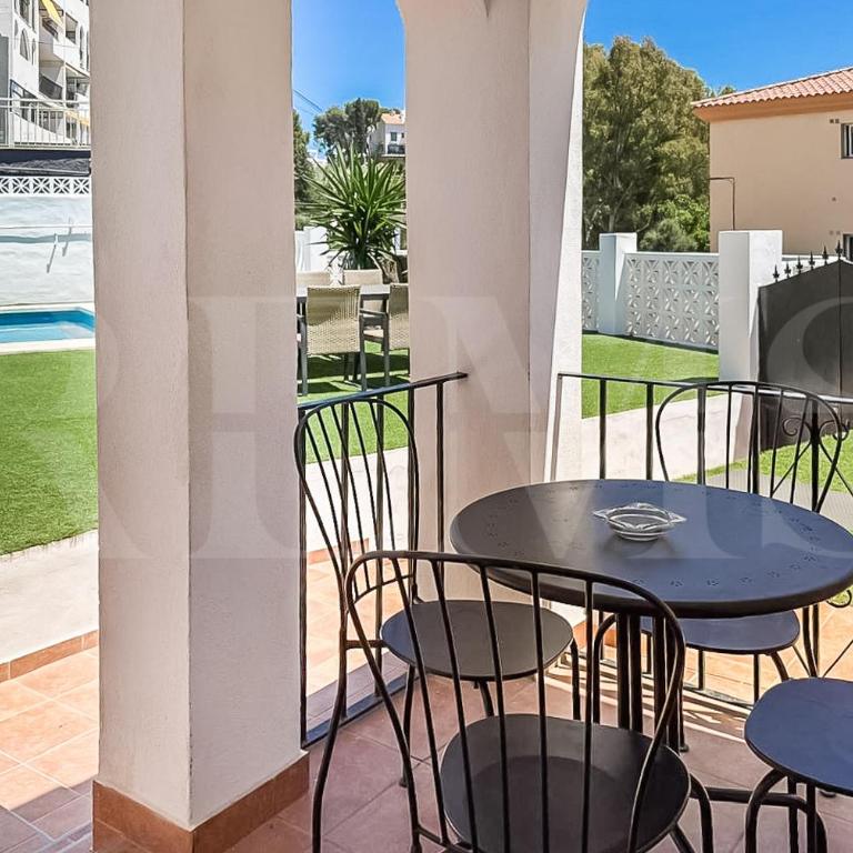 Relaxing Villa with Pool, Garden & Parking REMS - Villa - 47