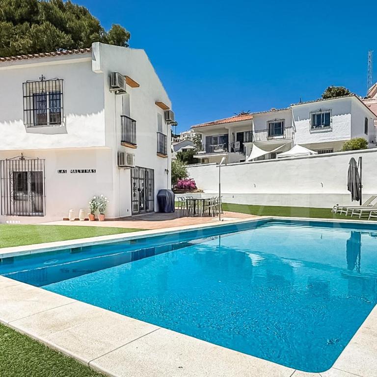 Relaxing Villa with Pool, Garden & Parking REMS - Villa - 26