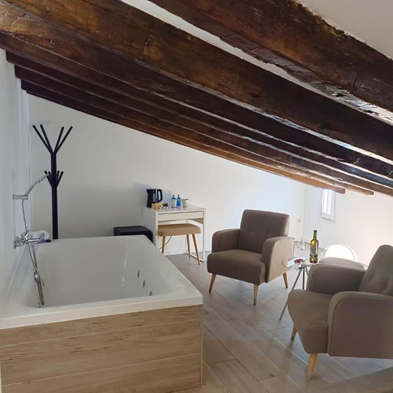 Hotel El Siglo - Suite Junior with Spa Bath and Private Terrace - 15