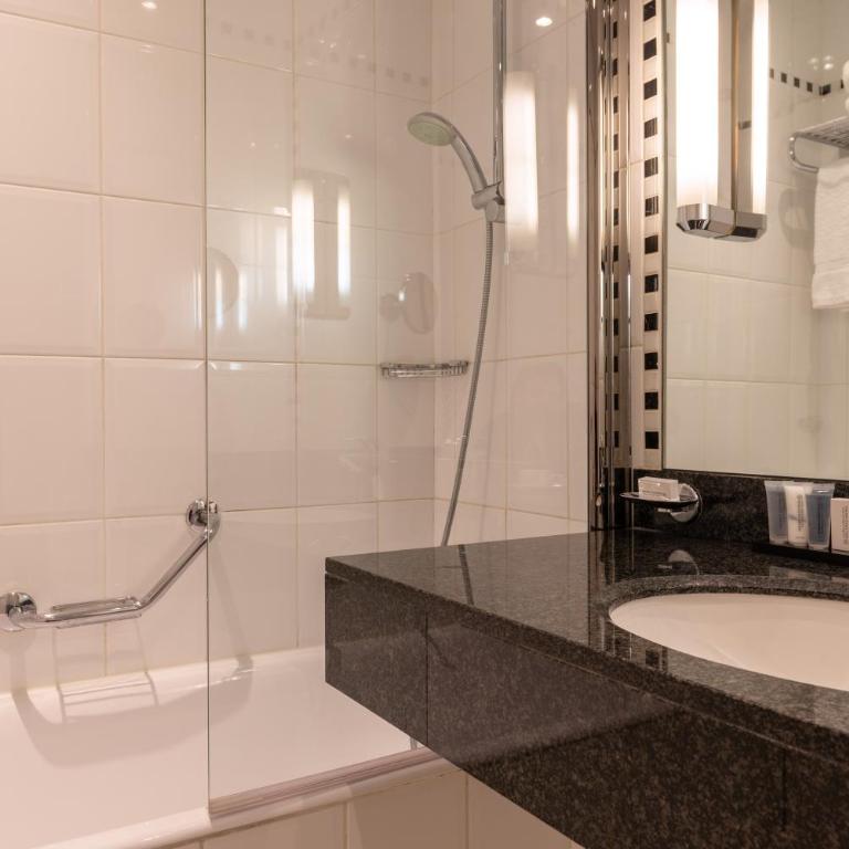 Crowne Plaza Paris - Republique by IHG - Chambre Familiale - 4