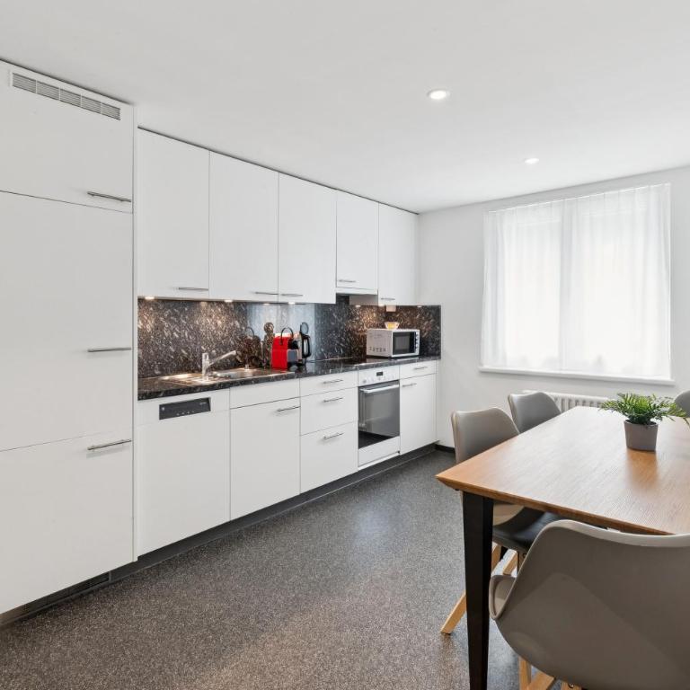 Apartments Corvatch-Sunflower - Appartamento con 2 Camere da Letto e Balcone - 3