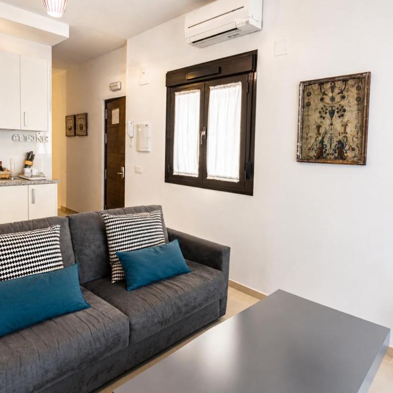 Apartamentos Plaza Nueva - Apartamento Ático - 3