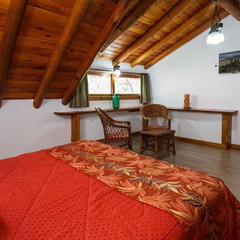 Hostería y Cabañas Altamar De Las Pampas - Habitación Cuádruple Estándar - 1