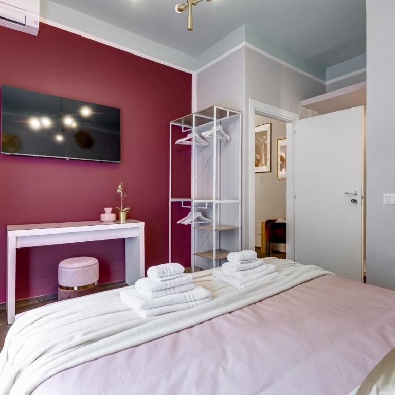 Roma Vaticano Dolce Vita - Deluxe Double or Twin Room with City View - 9