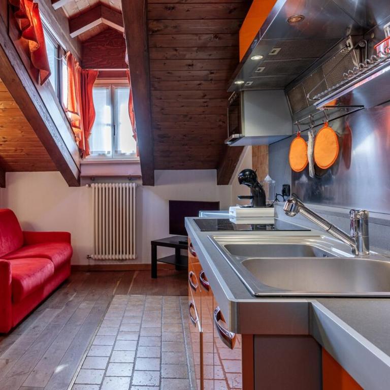 Maison Charles - Heritage Collection Aplines - Two-Bedroom Apartment - 1