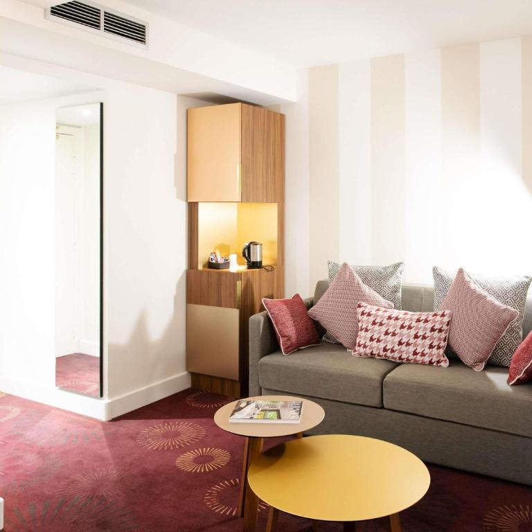 Mercure Lyon Centre Plaza République - Chambre Familiale avec Lit Double et Canapé-Lit - 5