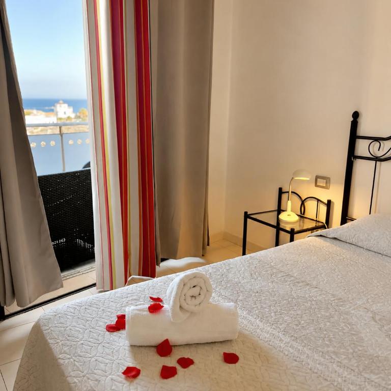 Ático con vistas al mar en el centro de La Caleta - Apartamento de 1 dormitorio - 9