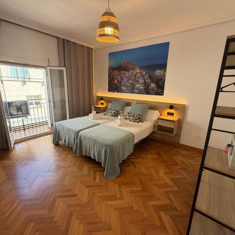 Ventura Junior - Double Room with Shared Bathroom - 3