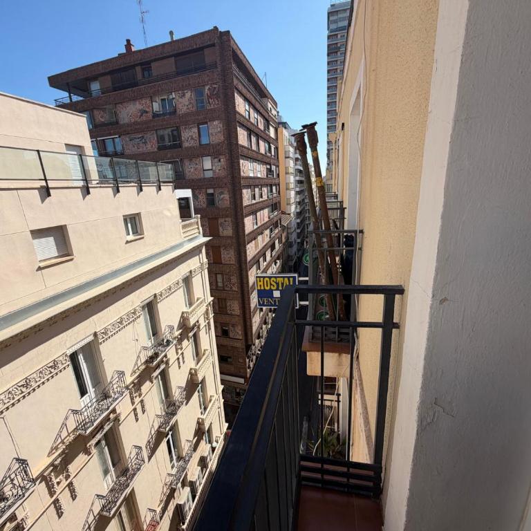 Ventura Junior - Double Room with Shared Bathroom - 11