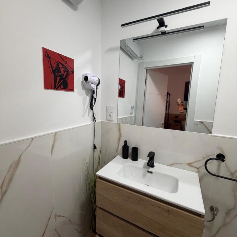 Ventura Junior - Double Room with Private Bathroom - 7