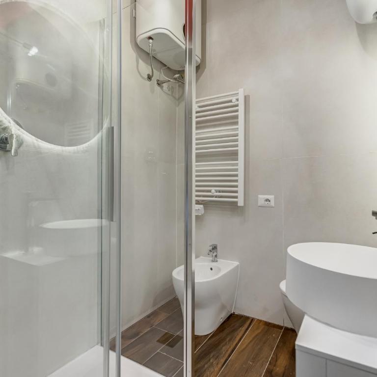 Roma Vaticano Dolce Vita - Superior Double or Twin Room with City View - 5