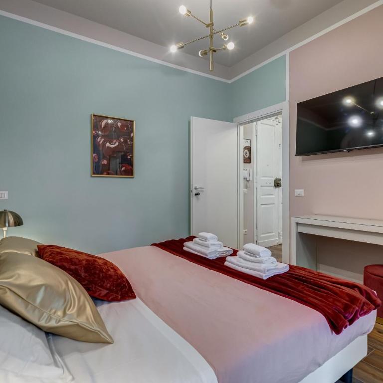 Roma Vaticano Dolce Vita - Superior Double or Twin Room with City View - 7