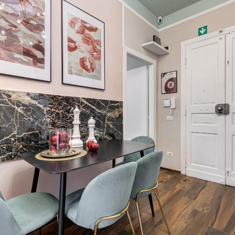 Roma Vaticano Dolce Vita - Superior Double or Twin Room with City View - 20