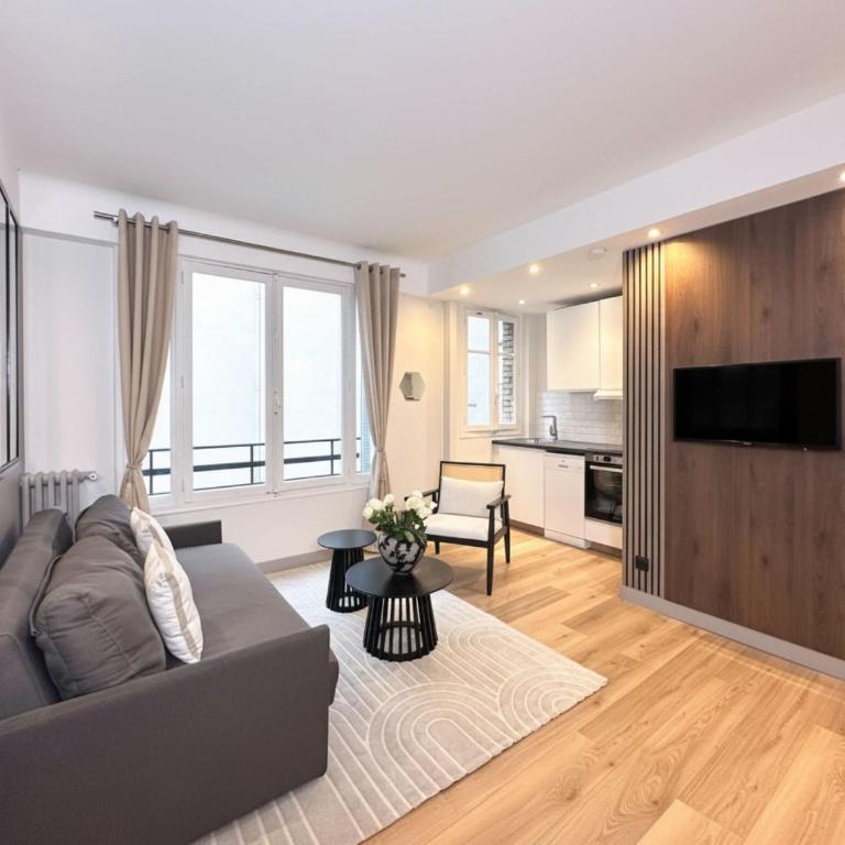 Champs-Elysées - Prestige apartment with lift avenue Matignon - Appartamento con 1 Camera da Letto - 1