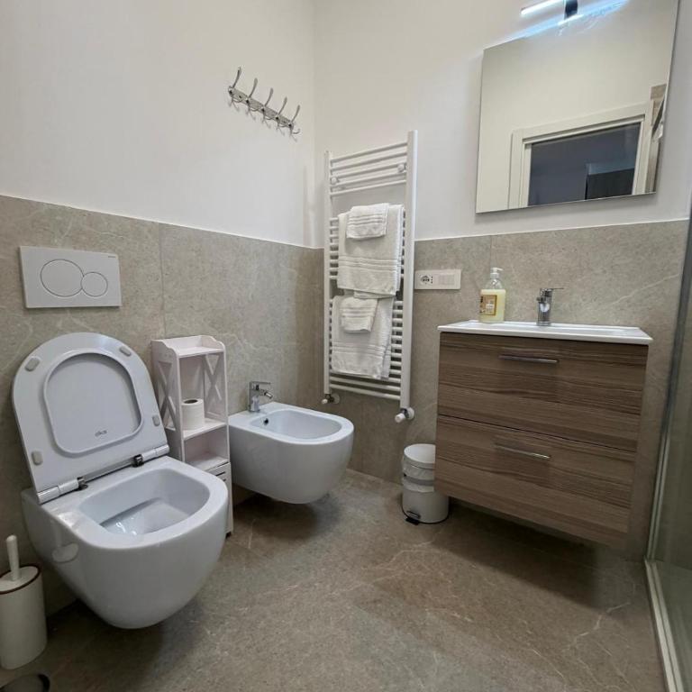 Ele & Ca Apartment - Two-Bedroom Apartment - 24
