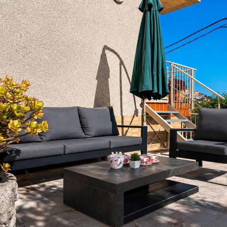 1233 VILA NEUS con piscina - Apivend Immo - Two-Bedroom Apartment - 42