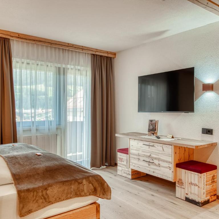 Hotel Alpenstolz - Culinary Hideaway Stubai - Superior Doppelzimmer - 11