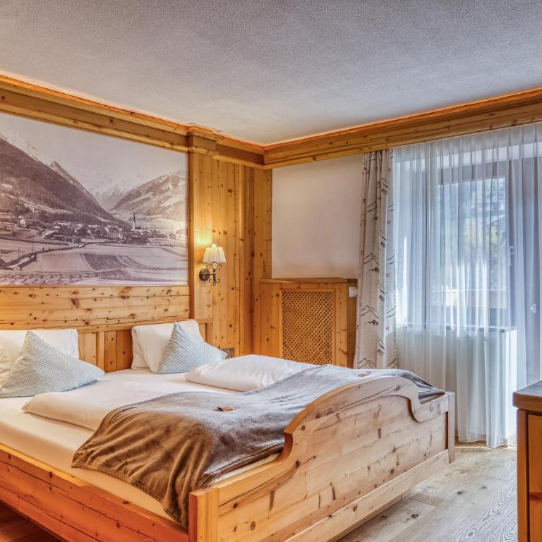 Hotel Alpenstolz - Culinary Hideaway Stubai - Doppelzimmer mit Balkon - 1