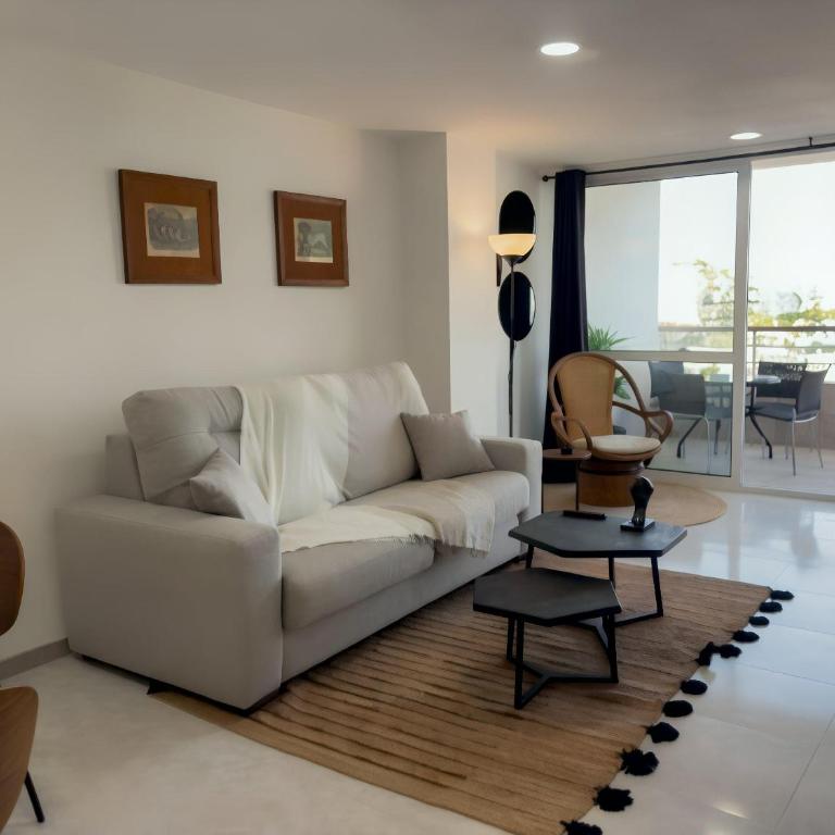 Sunrise, La Nogalera, city center, pools - Apartamento de 1 dormitorio - 5