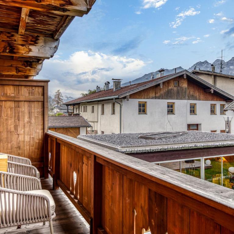 Hotel Alpenstolz - Culinary Hideaway Stubai - Deluxe Doppelzimmer mit Balkon - 2