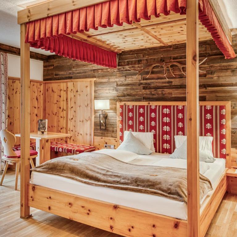Hotel Alpenstolz - Culinary Hideaway Stubai - Deluxe Doppelzimmer mit Balkon - 3
