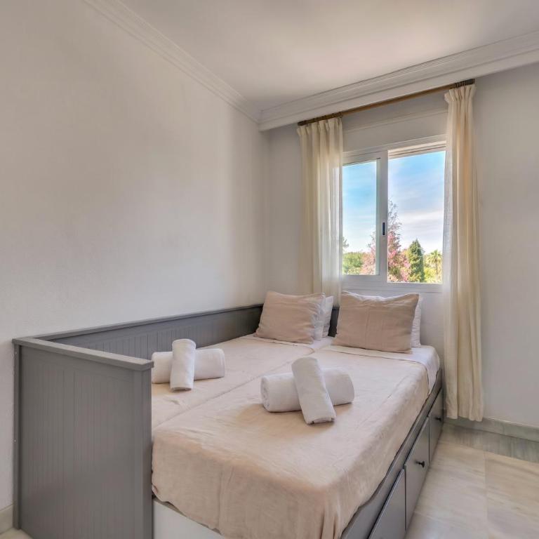 Golden Mil 3 BDRM Elegant Penthouse with Sea View - Apartamento de 3 dormitorios con vistas al mar - 3