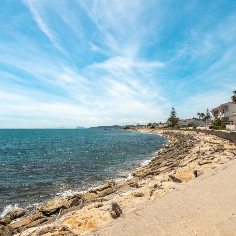 54 Bahia Dorada Townhouse by the Sea in Estepona - Casa Unifamiliar de 3 dormitorios - 24