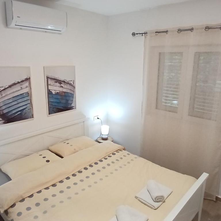 Apartments Tiha noć Kotor - One-Bedroom Apartment with Balcony - 2
