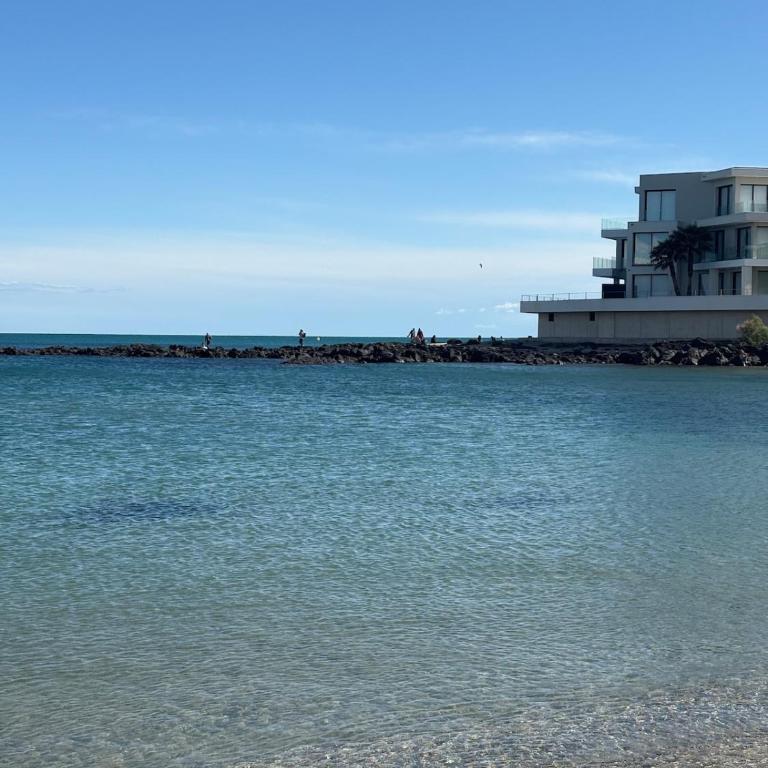 Appartement à 1 min de la plage, parking inclus - Apartment mit 1 Schlafzimmer - 13